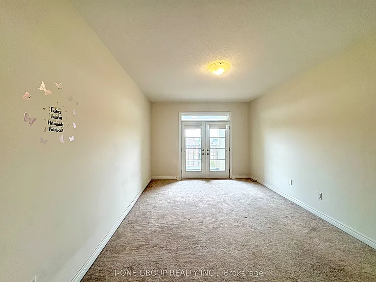 107 Luzon Ave #B — Photo 11