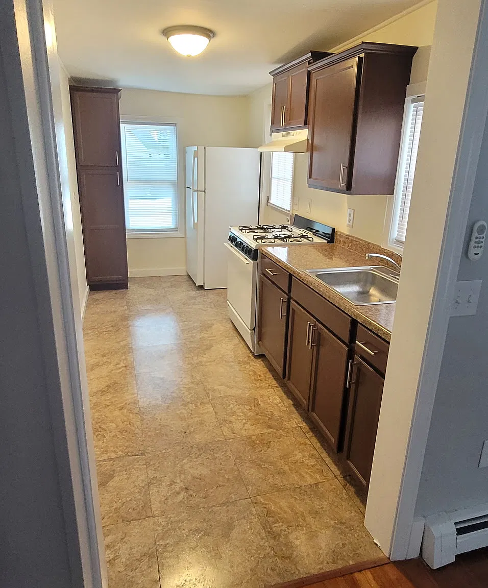 3 bed, $3,400 — Photo 1