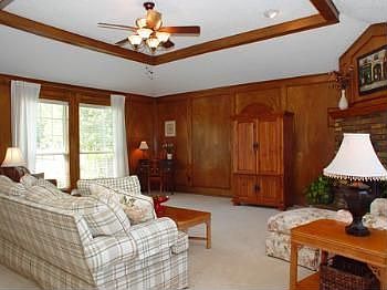 5th image of 2300 Glen Forest Ln