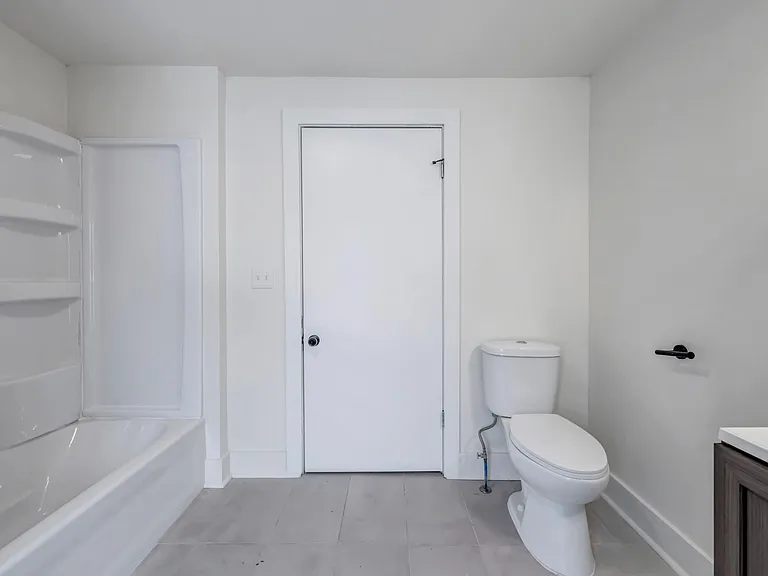 1429 Knollwood Ave #UP — Photo 5