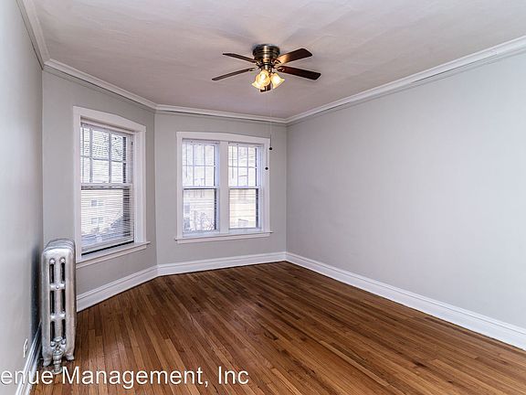 2nd image of 952 S Oak Park Ave Unit 21