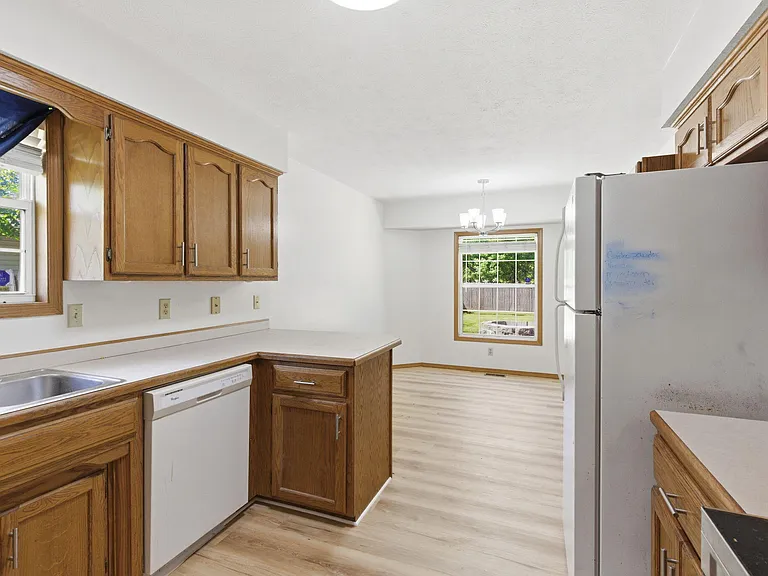 657 Kings Carriage Rd — Photo 15