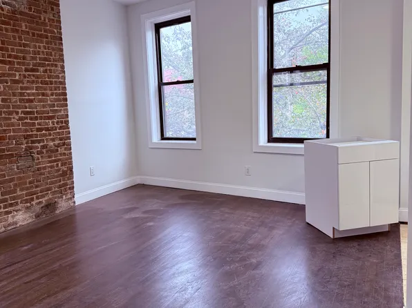 25 Hackensack Plank Road image 2 of 5