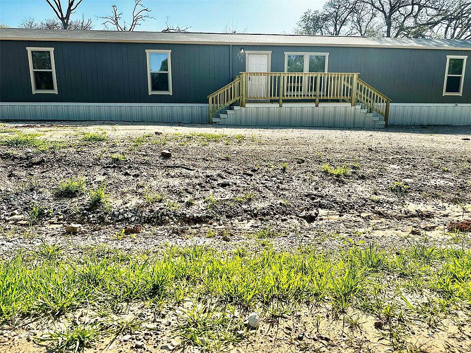 1st image of 353 Conastoga Rd