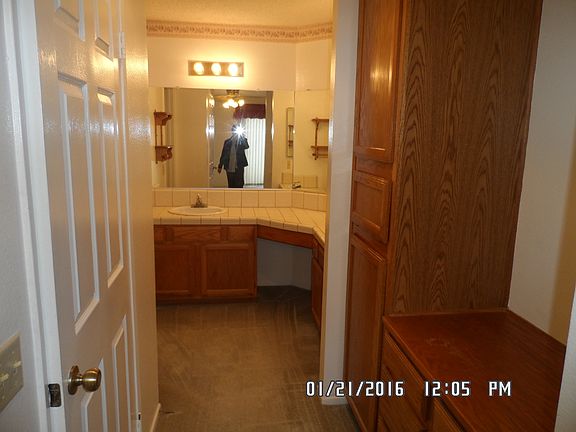 3rd image of 11725 Ash St