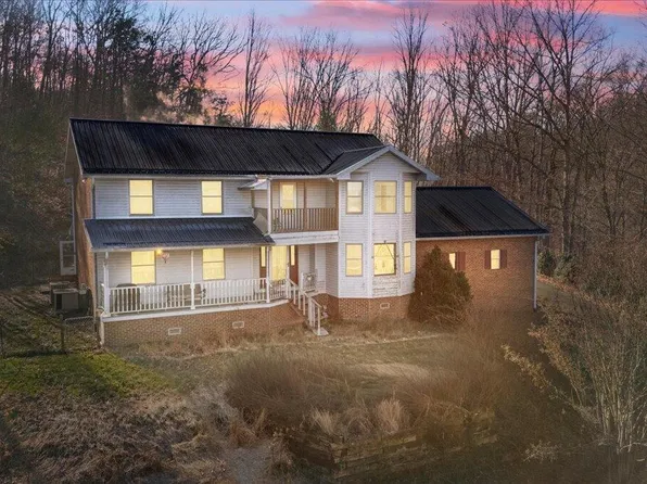 704 River Rd, Church Hill, TN 37642