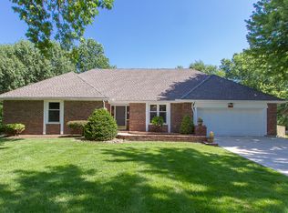 12733 Overbrook Rd, Leawood, KS 66209