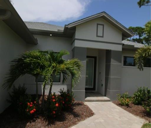 3rd image of 4650 Catalina Ln