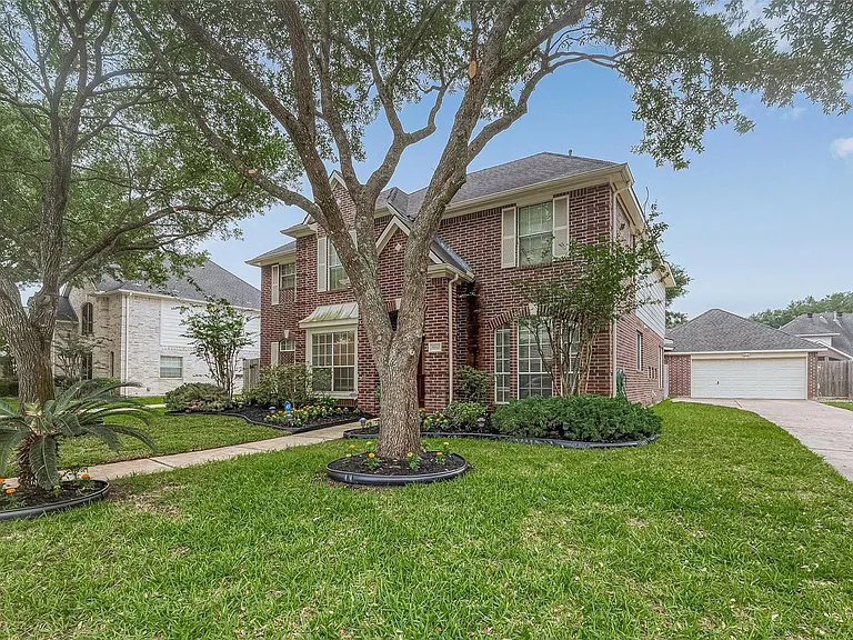 5910 Misty Island Ct — Photo 3