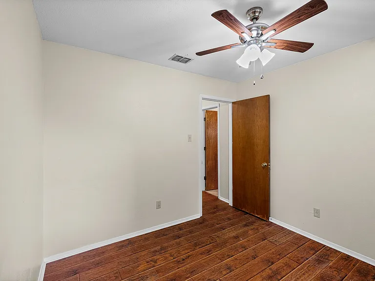 1017 Meadowlark Ln — Photo 19