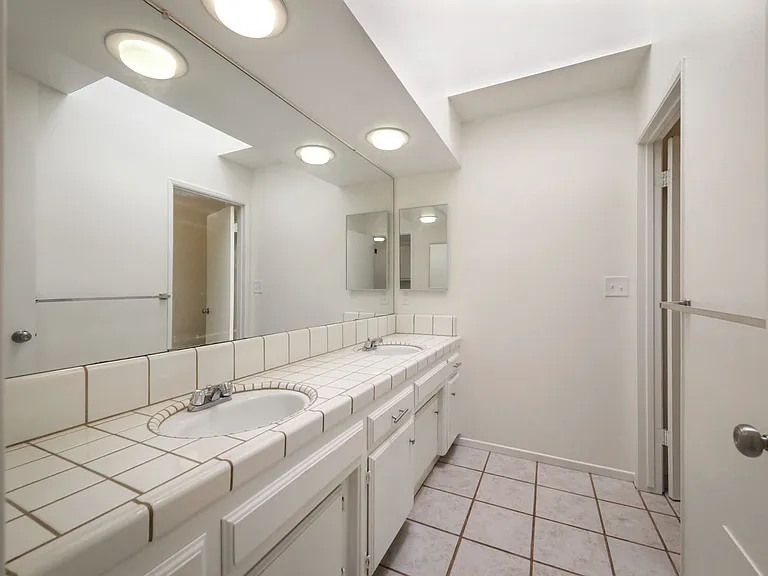 7001 Altaville Ln — Photo 6