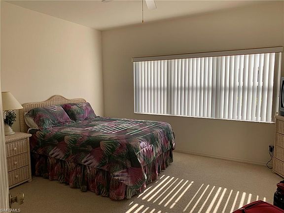 5th image of 12131 Summergate Cir APT 102