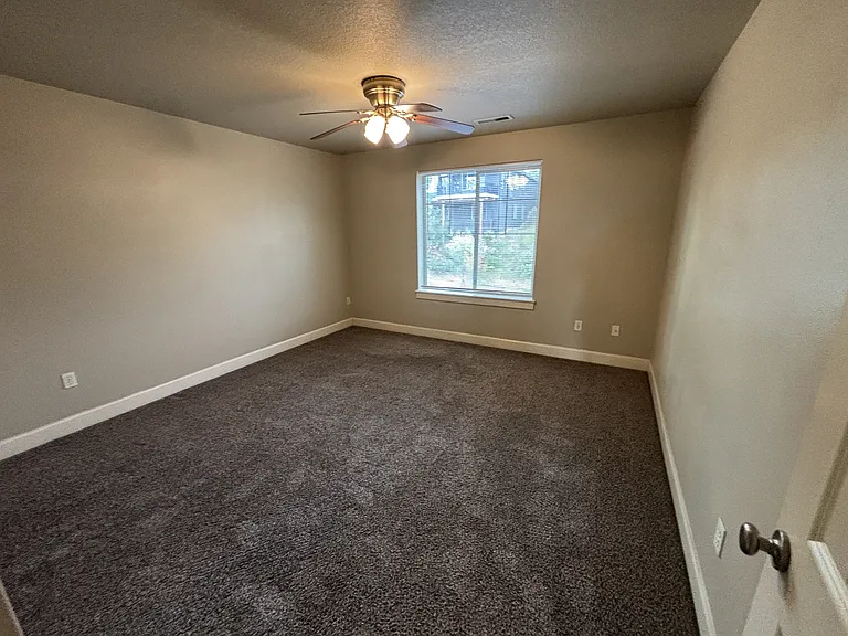 13392 SE Autumnwood Ln — Photo 25