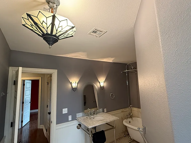 Upstairs bathroom