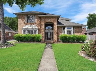 819 Quiet Spring Ln, Houston, TX 77062