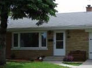 233 N Adams St, Westmont, IL 60559