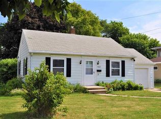 1504 Dousman St, Green Bay, WI 54303