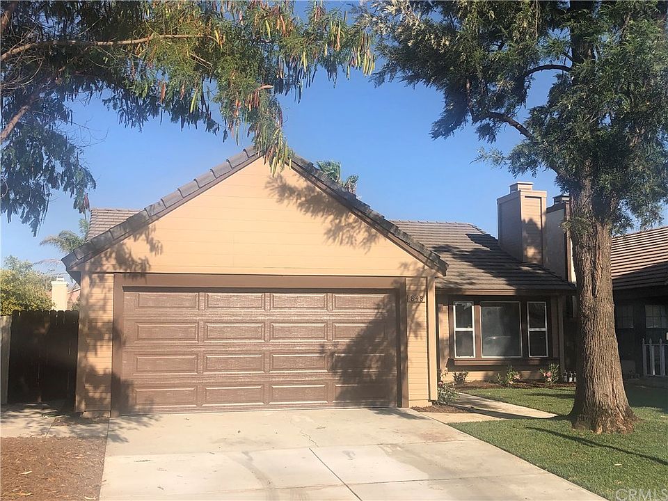 1st image of 848 Ashley St