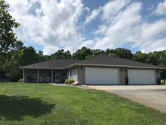 3rd image of 10770 Village Ln