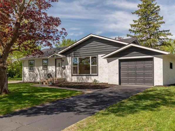 1203 10th Ave NE, Brainerd, MN 56401