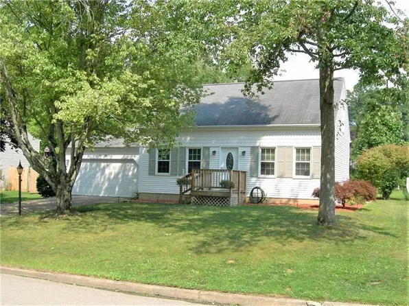 1356 Coronado Dr, Hermitage, PA 16148