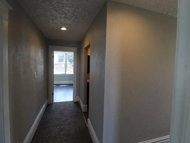 1306 E Montgomery Ave — Photo 36