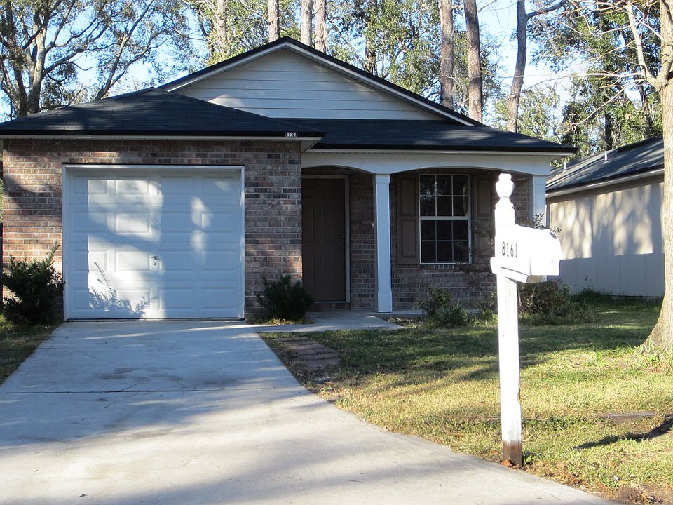 1st image of 8161 Woods Ave
