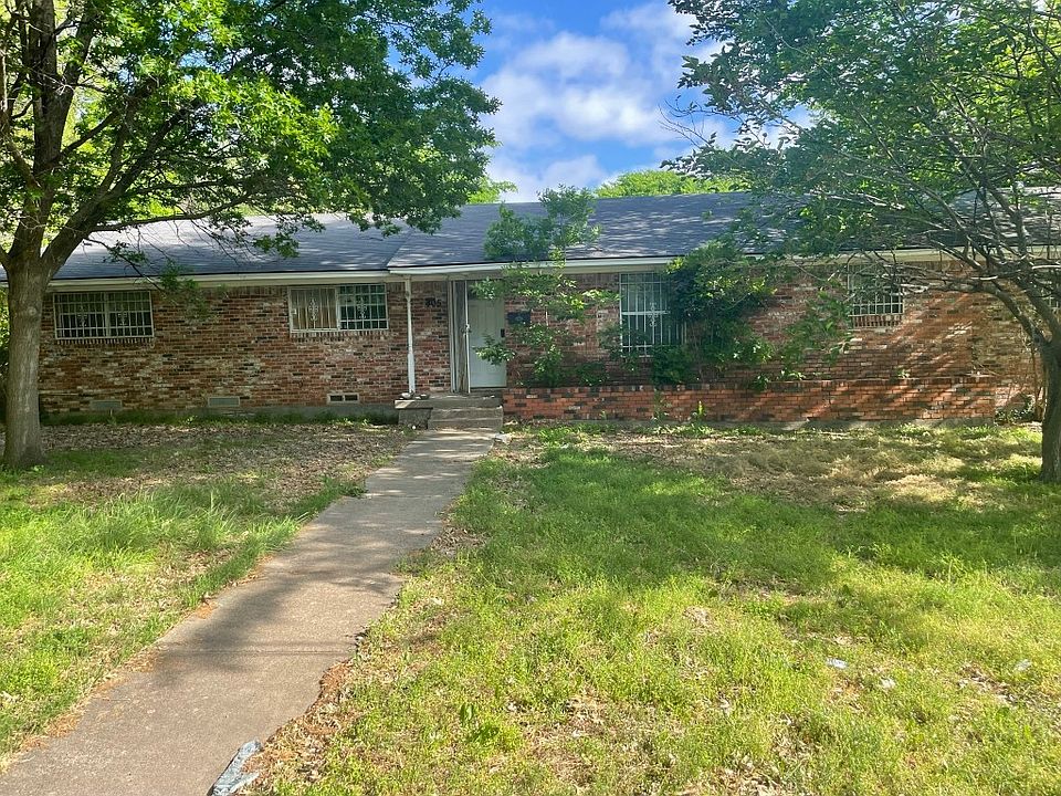 1st image of 405 Renee Ln