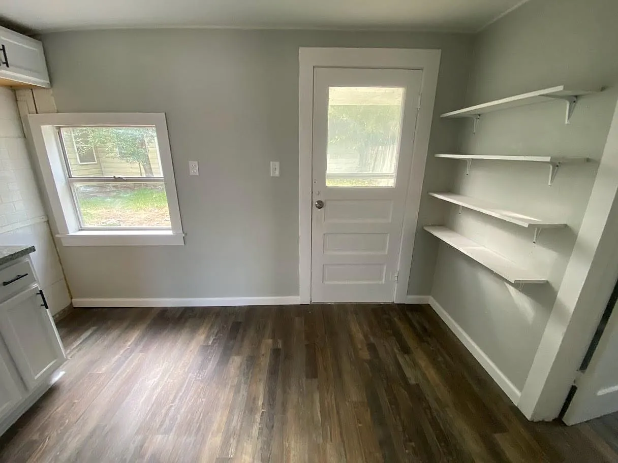 1 bed, 1.0 bath, 1000 sqft, $950 — Photo 4