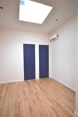 Rented by L Rose Realty (Brokerage) | media 2