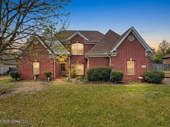 592 Rowan Oak Pl, Hernando, MS 38632