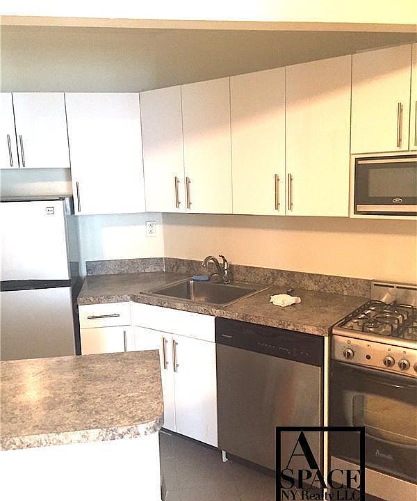 1st image of 126 5th Ave Fl 4