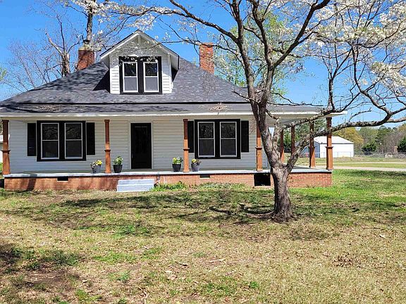 2nd image of 202 Arrowood Branch Rd