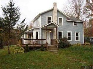 49 Plank Rd, Waterford, NY 12188