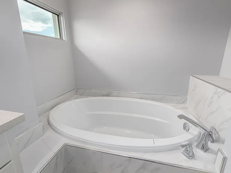 4525 N 40th St #5 — Photo 3