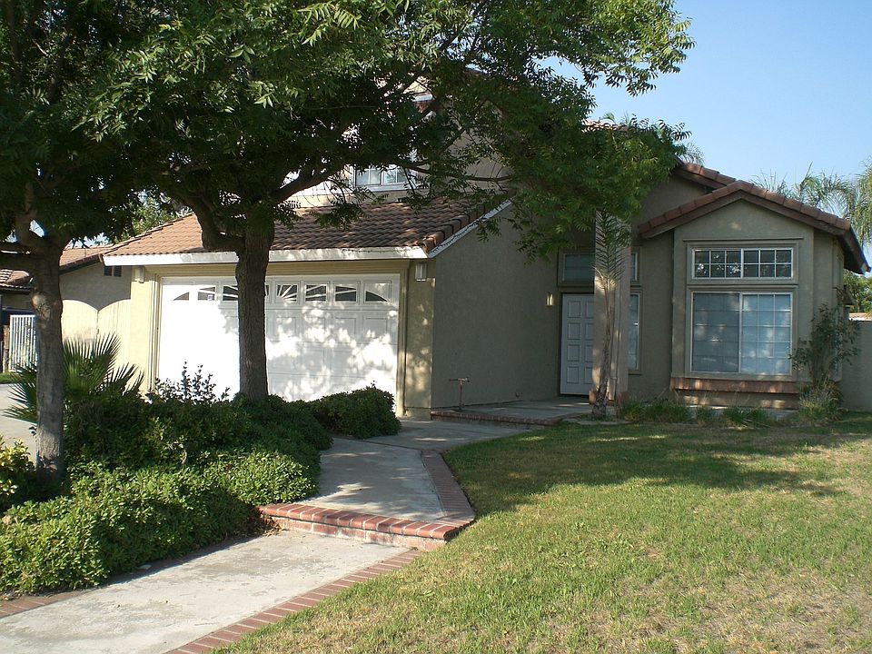 1st image of 13101 Alexis Dr