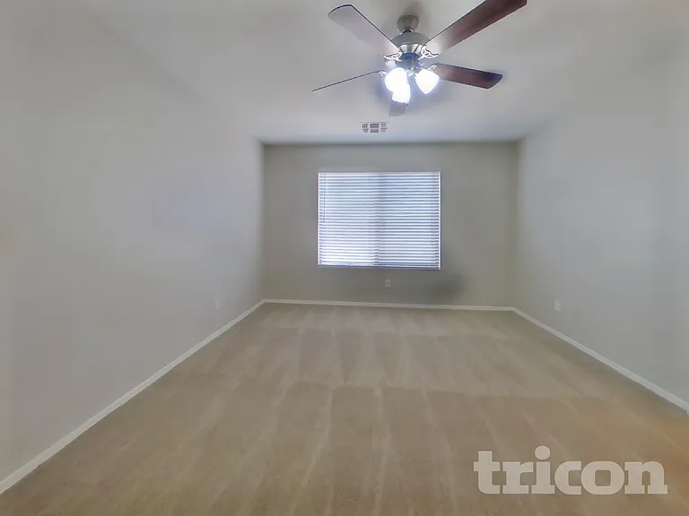 13227 W Port Au Prince Ln — Photo 9