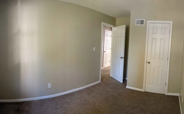 624 Lakeview Dr #C — Photo 6