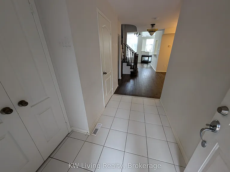 78 Bridlepath St — Photo 20
