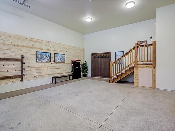 5th image of 42425 Juniper Dr