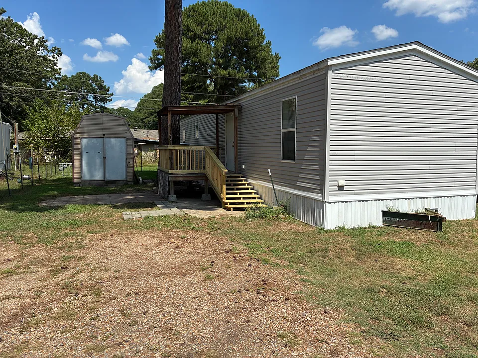 1400 Pine Dr #28