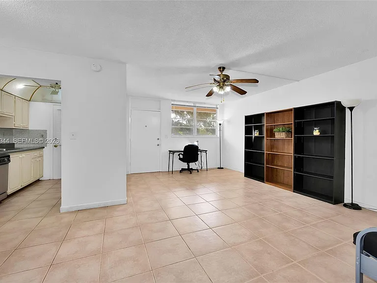 12590 NE 16th Ave #208 — Photo 7