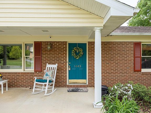 5th image of 1443 East Ct