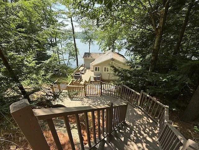 41 N Shore Rd — Photo 1