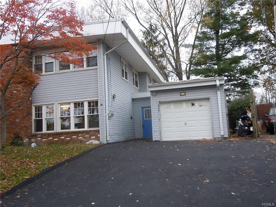 1st image of 93 Blauvelt Ave