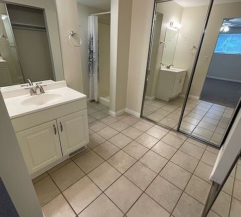 4th image of 8100 S Cottonwood Hills Cir