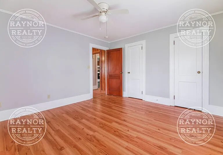 2045 State Highway 561 E — Photo 15