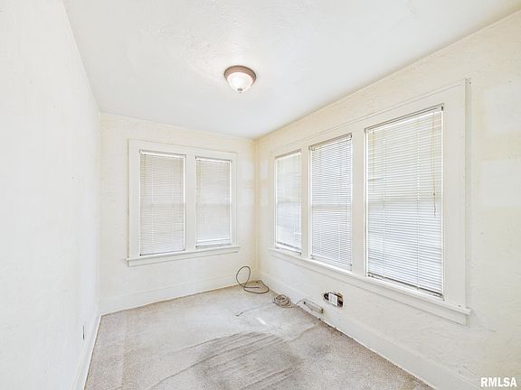 2nd image of 2229 S 6th St