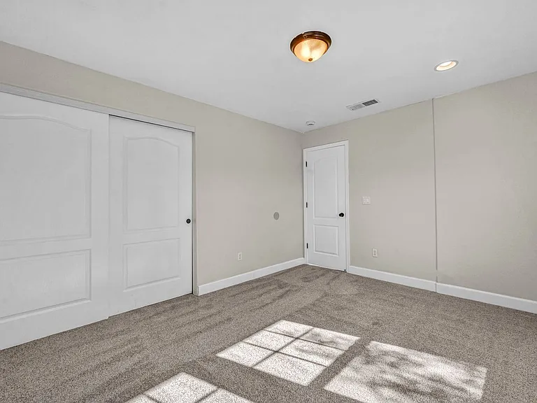 2425 Crooked Canyon Ct — Photo 46