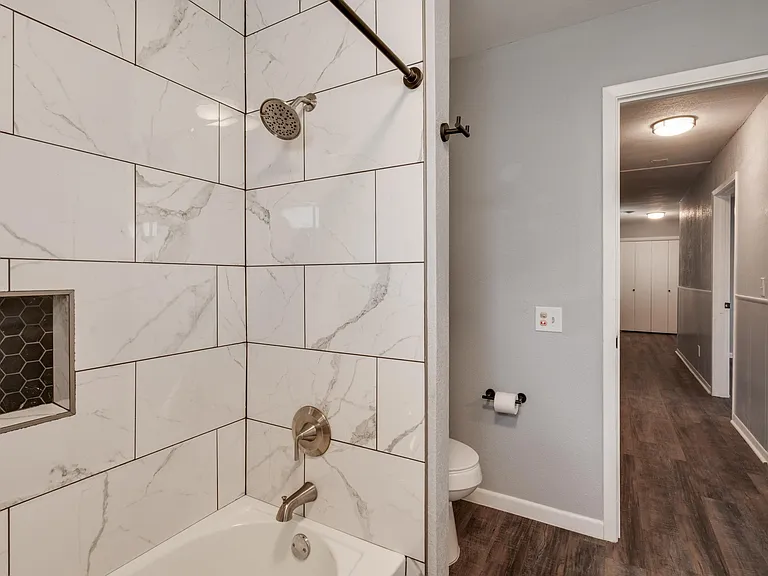 3510 Kent Ln — Photo 21